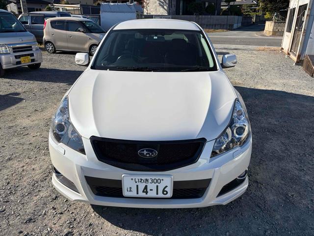 レガシィツーリングワゴン ２．５ｉ　Ｓパッケージ　４ＷＤ　ＥＴＣ　ナビ　オートクルーズコントロール　アルミホイール　ＨＩＤ　キーレスエントリー　電動格納ミラー　ＣＶＴ　盗難防止システム　衝突安全ボディ　ＡＢＳ　ＥＳＣ　エアコン　パワーステアリング（11枚目）