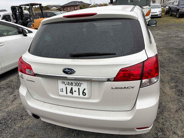 レガシィツーリングワゴン ２．５ｉ　Ｓパッケージ　４ＷＤ　ＥＴＣ　ナビ　オートクルーズコントロール　アルミホイール　ＨＩＤ　キーレスエントリー　電動格納ミラー　ＣＶＴ　盗難防止システム　衝突安全ボディ　ＡＢＳ　ＥＳＣ　エアコン　パワーステアリング（15枚目）
