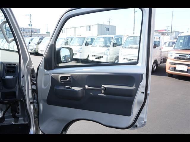 キャリイトラック ＫＣ　エアコン・パワステ　４ＷＤ　レンタカーアップ（13枚目）