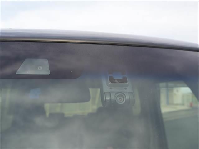 Ｎ－ＢＯＸカスタム カスタム　Ｇ・ＥＸターボ　Ｈｏｎｄａ　ＳＥＮＳＩＮＧ（4枚目）