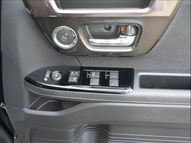 Ｎ－ＢＯＸカスタム カスタム　Ｇ・ＥＸターボ　Ｈｏｎｄａ　ＳＥＮＳＩＮＧ（18枚目）