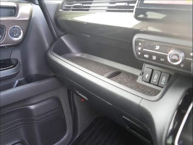 Ｎ－ＢＯＸカスタム カスタム　Ｇ・ＥＸターボ　Ｈｏｎｄａ　ＳＥＮＳＩＮＧ（26枚目）