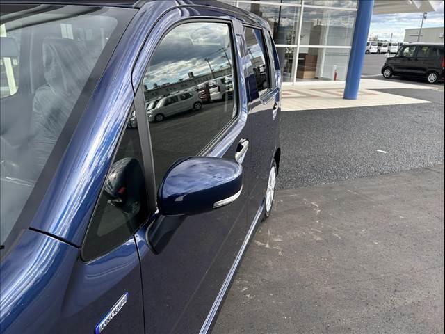 ワゴンＲカスタムＺ ＨＹＢＲＩＤ　ＺＸ　届出済未使用車（5枚目）