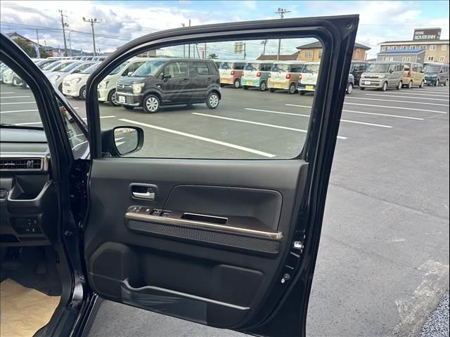 ワゴンＲカスタムＺ ＨＹＢＲＩＤ　ＺＸ　届出済未使用車（9枚目）