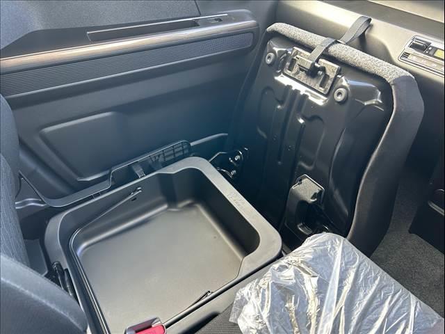 ワゴンＲカスタムＺ ＨＹＢＲＩＤ　ＺＸ　届出済未使用車（16枚目）