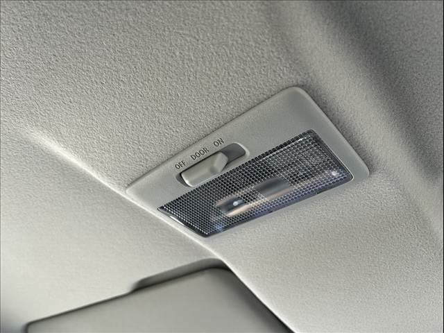 ワゴンＲカスタムＺ ＨＹＢＲＩＤ　ＺＸ　届出済未使用車（32枚目）