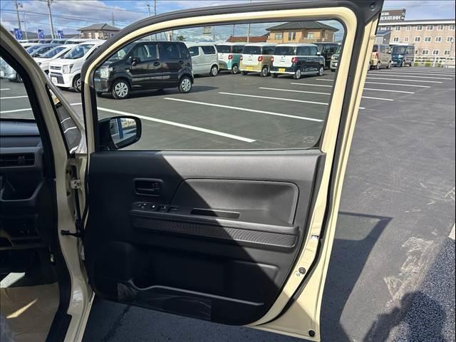 ワゴンＲ ＦＸ　届出済未使用車（8枚目）