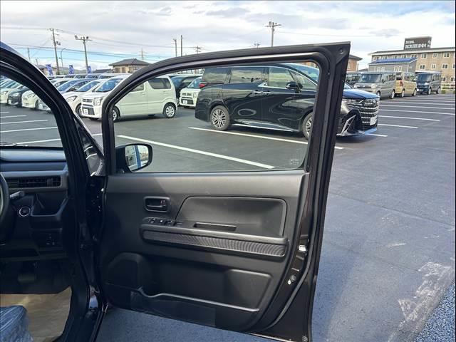 ワゴンＲ ＦＸ　届出済未使用車（9枚目）