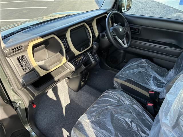 ハスラー ＨＹＢＲＩＤ　Ｇ　届出済未使用車（8枚目）