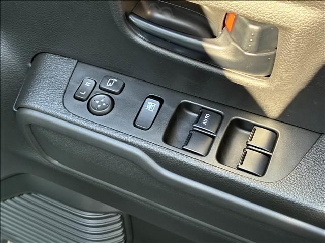 ハスラー ＨＹＢＲＩＤ　Ｇ　届出済未使用車（15枚目）