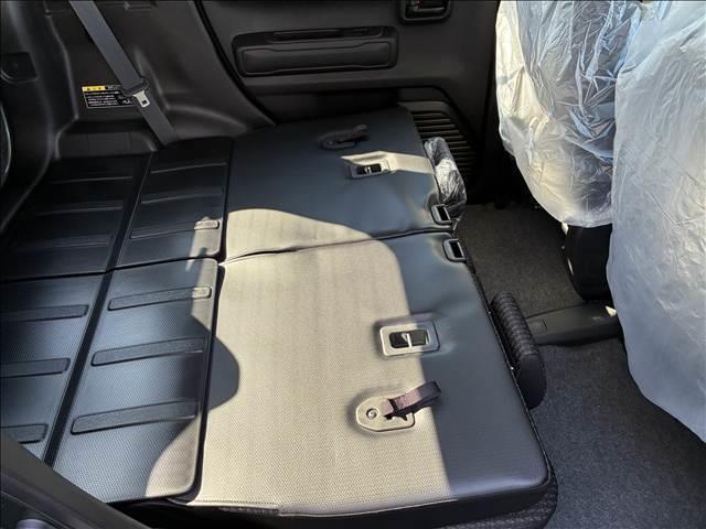 ハスラー ＨＹＢＲＩＤ　Ｇ　届出済未使用車（18枚目）