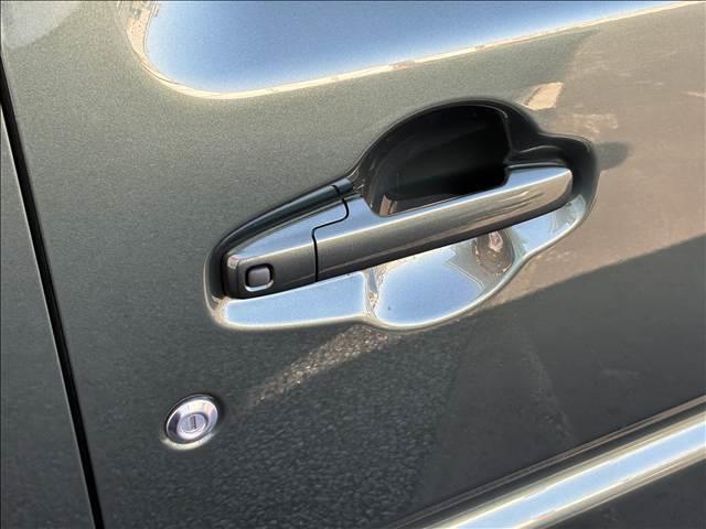 ハスラー ＨＹＢＲＩＤ　Ｇ　届出済未使用車（28枚目）