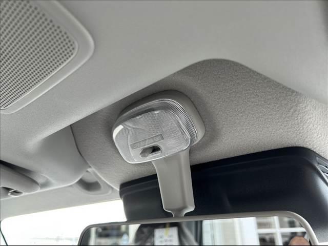 エブリイ ＰＡリミテッド　ＣＶＴ　４ＷＤ　届出済未使用車（16枚目）