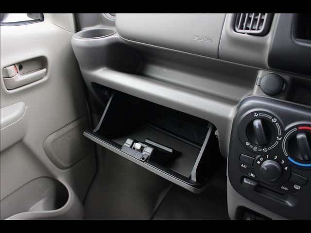 エブリイ ＰＡリミテッド　ＣＶＴ　４ＷＤ　届出済未使用車（27枚目）