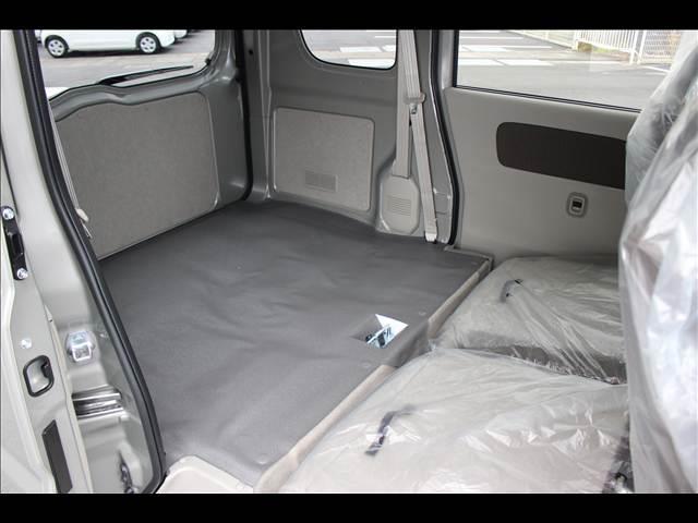 エブリイ ＪＯＩＮ　ＣＶＴ　４ＷＤ　届出済未使用車（18枚目）