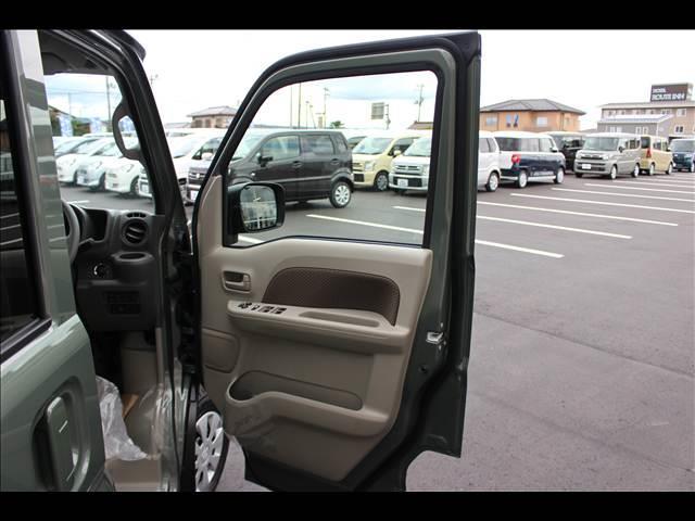 エブリイ ＪＯＩＮ　ＣＶＴ　４ＷＤ　届出済未使用車（8枚目）
