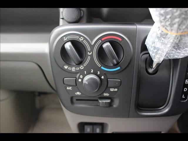 エブリイ ＪＯＩＮ　ＣＶＴ　４ＷＤ　届出済未使用車（13枚目）