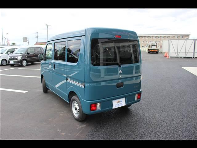 エブリイ ＰＡリミテッド　ＣＶＴ　４ＷＤ　届出済未使用車（6枚目）