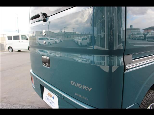 エブリイ ＰＡリミテッド　ＣＶＴ　４ＷＤ　届出済未使用車（24枚目）