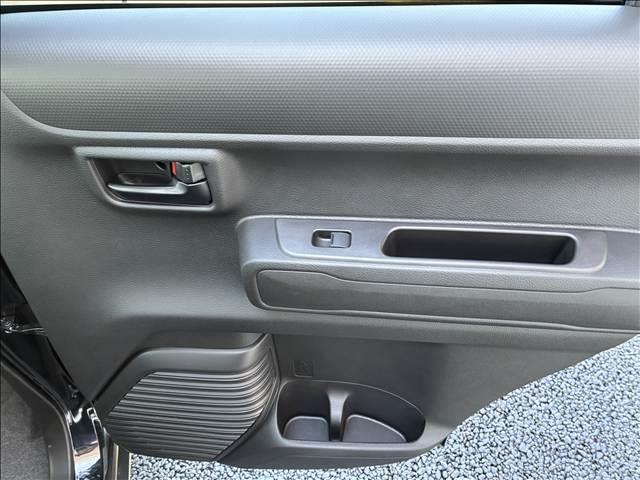 ハスラー ＨＹＢＲＩＤ　Ｇ　届出済未使用車（14枚目）