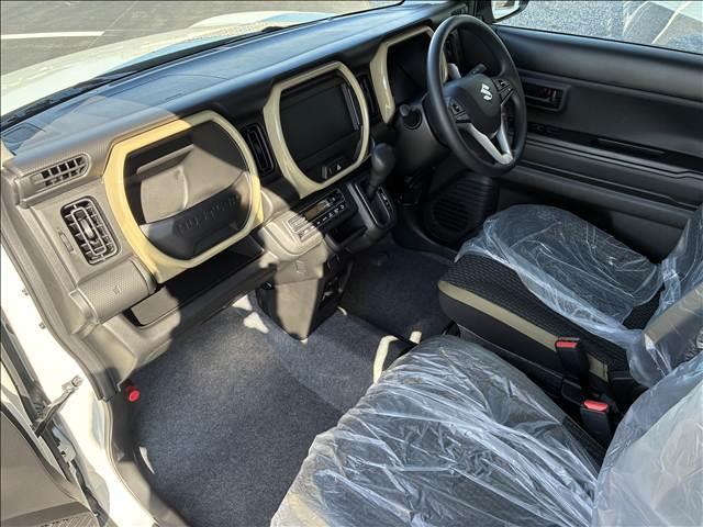 ハスラー ＨＹＢＲＩＤ　Ｇ　届出済未使用車（8枚目）