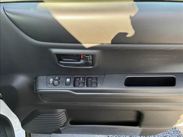 ハスラー ＨＹＢＲＩＤ　Ｇ　届出済未使用車（11枚目）