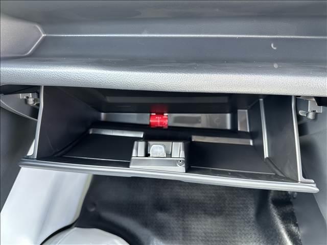 キャリイトラック ＫＣ　エアコン・パワステ　５ＭＴ　４ＷＤ　届出済未使用車（15枚目）