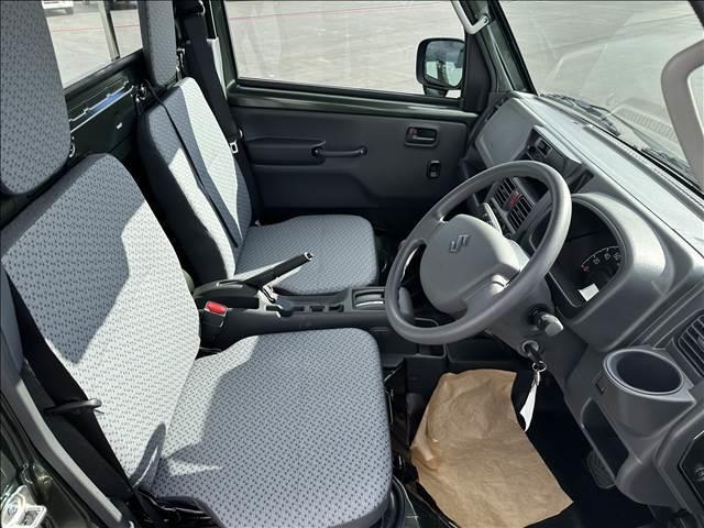 キャリイトラック ＫＣ　エアコン・パワステ　４ＡＴ　４ＷＤ　届出済未使用車（9枚目）