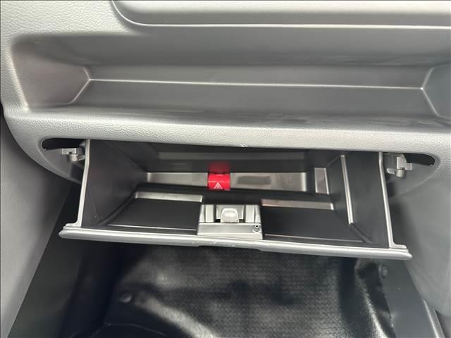 キャリイトラック ＫＣ　エアコン・パワステ　４ＡＴ　４ＷＤ　届出済未使用車（15枚目）