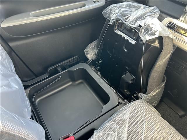 ワゴンＲスマイル ＨＹＢＲＩＤ　Ｘ　届出済未使用車（16枚目）