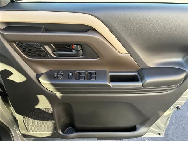 スペーシア HYBRID G 届出済未使用車(12枚目)