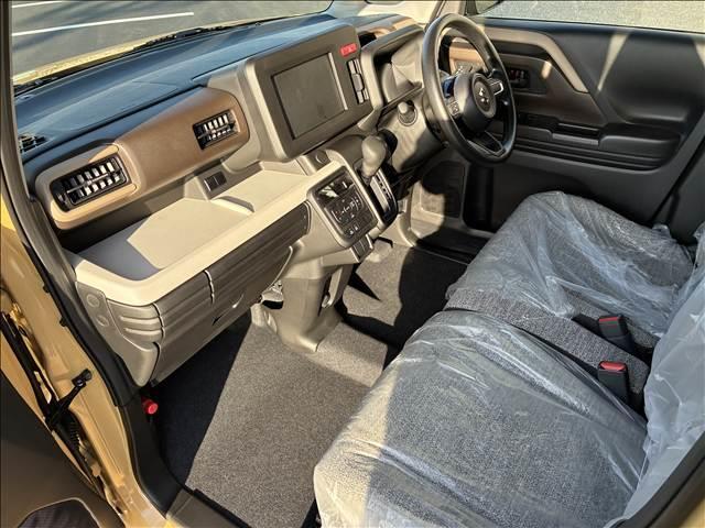 スペーシア ＨＹＢＲＩＤ　Ｇ　届出済未使用車（8枚目）