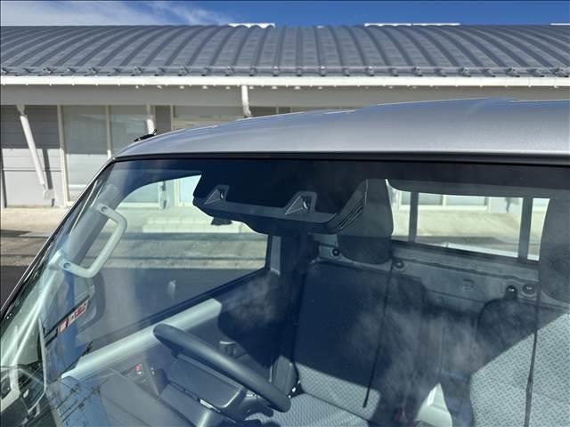 キャリイトラック ＫＣ　エアコン・パワステ　５ＭＴ　４ＷＤ　届出済未使用車（5枚目）