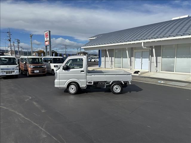 キャリイトラック ＫＣ　エアコン・パワステ　５ＭＴ　４ＷＤ　届出済未使用車（6枚目）