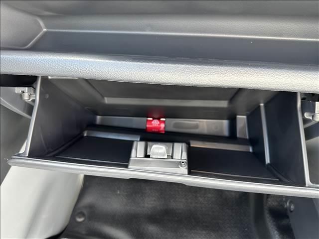 キャリイトラック ＫＣ　エアコン・パワステ　５ＭＴ　４ＷＤ　届出済未使用車（15枚目）