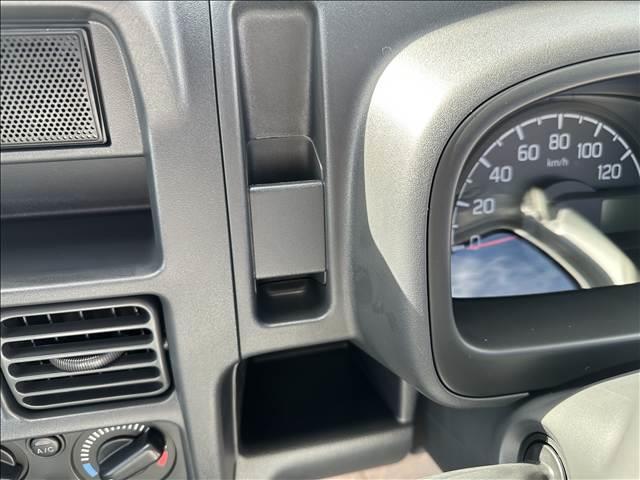 キャリイトラック ＫＣ　エアコン・パワステ　５ＭＴ　４ＷＤ　届出済未使用車（16枚目）