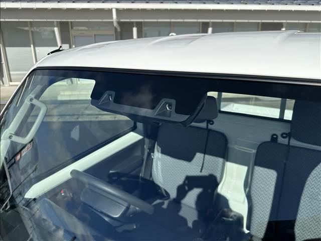 キャリイトラック ＫＣ　エアコン・パワステ　５ＭＴ　４ＷＤ　届出済未使用車（3枚目）