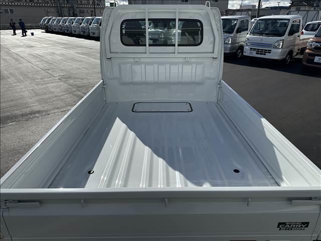 キャリイトラック ＫＣ　エアコン・パワステ　５ＭＴ　４ＷＤ　届出済未使用車（6枚目）