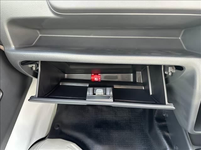 キャリイトラック ＫＣ　エアコン・パワステ　５ＭＴ　４ＷＤ　届出済未使用車（14枚目）