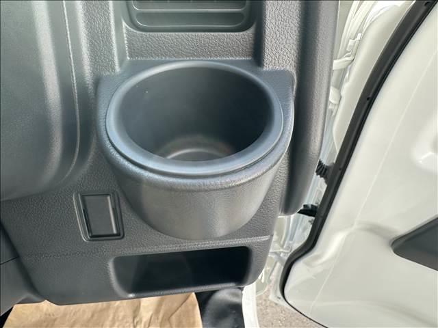 キャリイトラック ＫＣ　エアコン・パワステ　５ＭＴ　４ＷＤ　届出済未使用車（15枚目）