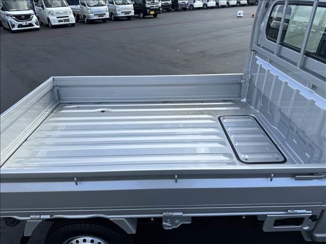 キャリイトラック 　届出済未使用車（7枚目）