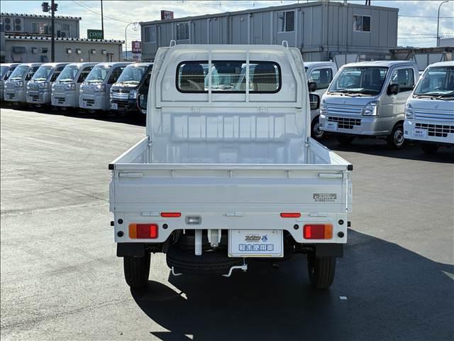 キャリイトラック ＫＣ　エアコン・パワステ　４ＡＴ　４ＷＤ　届出済未使用車（6枚目）