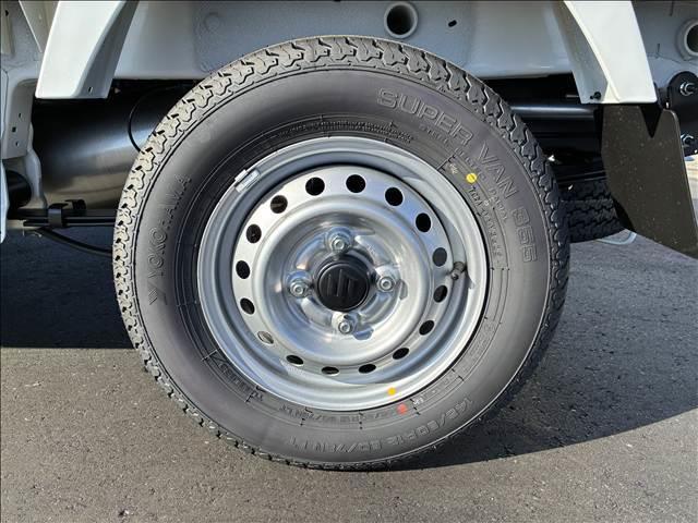 キャリイトラック ＫＣ　エアコン・パワステ　４ＡＴ　４ＷＤ　届出済未使用車（20枚目）