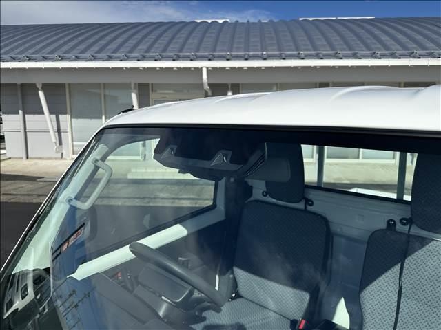 キャリイトラック ＫＣ　エアコン・パワステ　４ＡＴ　４ＷＤ　届出済未使用車（4枚目）