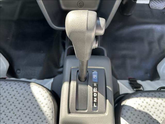 キャリイトラック ＫＣ　エアコン・パワステ　４ＡＴ　４ＷＤ　届出済未使用車（20枚目）