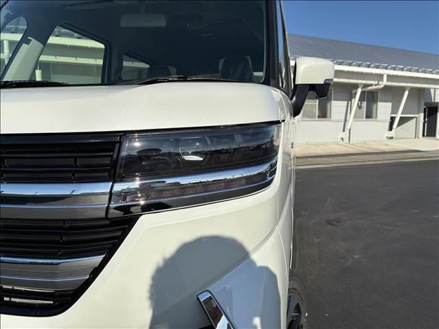 スペーシアカスタム HYBRID XS 届出済未使用車(4枚目)