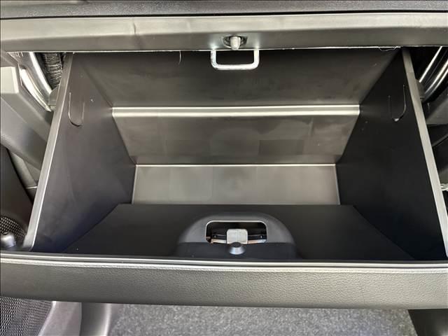 スペーシアカスタム HYBRID XS 届出済未使用車(32枚目)