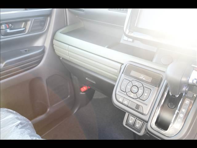 スペーシアギア ＨＹＢＲＩＤ　ＸＺ　届出済未使用車（27枚目）