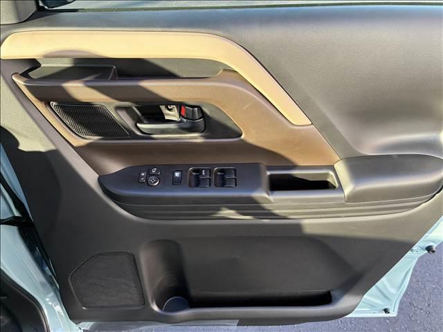 スペーシア ＨＹＢＲＩＤ　Ｘ　届出済未使用車（14枚目）