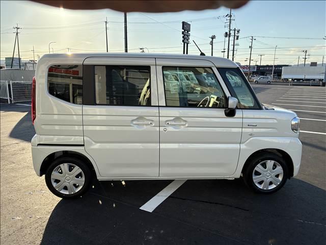 スペーシア ＨＹＢＲＩＤ　Ｘ　届出済未使用車（8枚目）